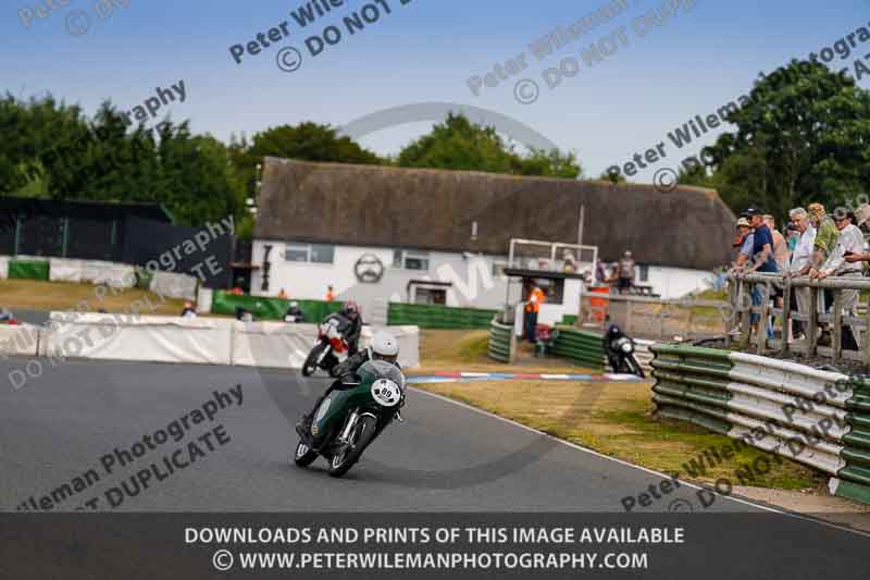 Vintage motorcycle club;eventdigitalimages;mallory park;mallory park trackday photographs;no limits trackdays;peter wileman photography;trackday digital images;trackday photos;vmcc festival 1000 bikes photographs